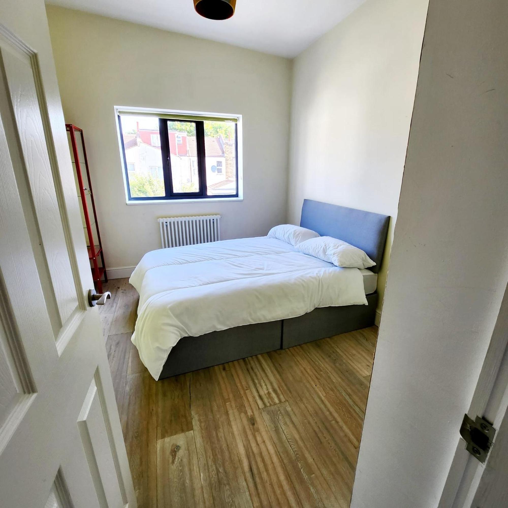 Contemporary 3 Bed House With Spacious Garden Close To Stratford & Canary Wharf Londres Quarto foto